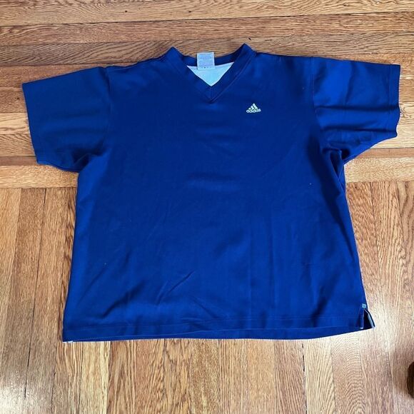 ‎vintage adidas tee - Picture 1 of 4